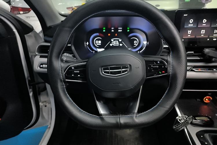 Used Geely Auto Emgrand 2022 4th Generation 1.5L CVT Flagship Model Steering Wheel
