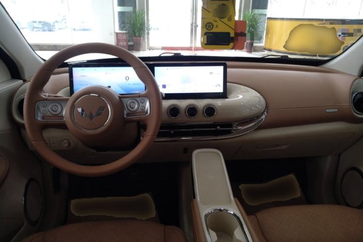 Used Wuling Bingo 2025 410 km Lingxi Deluxe Edition Center Console