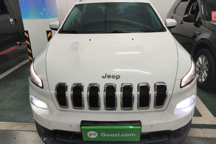Used Jeep Cherokee 2016 2.4L Leading Edition Front