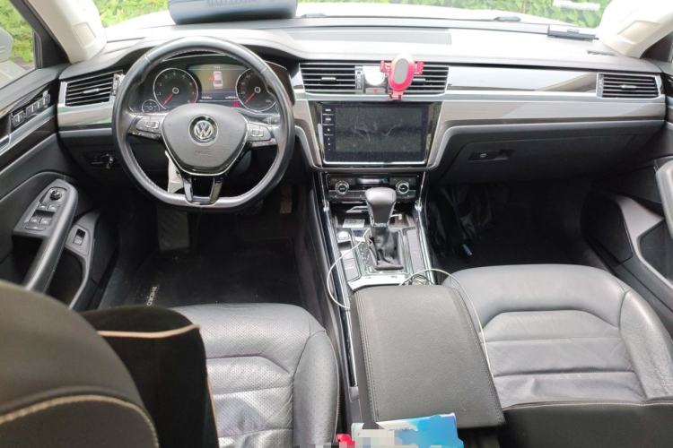 Used Volkswagen Phideon 2018 Revised Version 380TSI Two-Wheel Drive Business Edition
