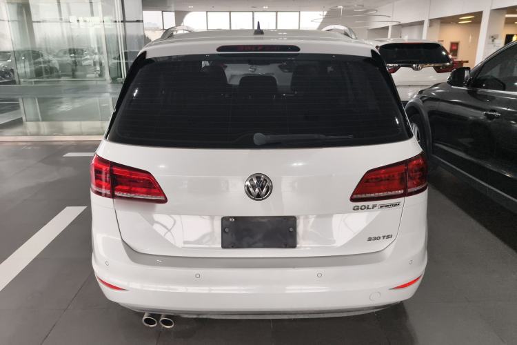 Used Volkswagen Golf Sportsvan 2016 230TSI Automatic Luxury Version