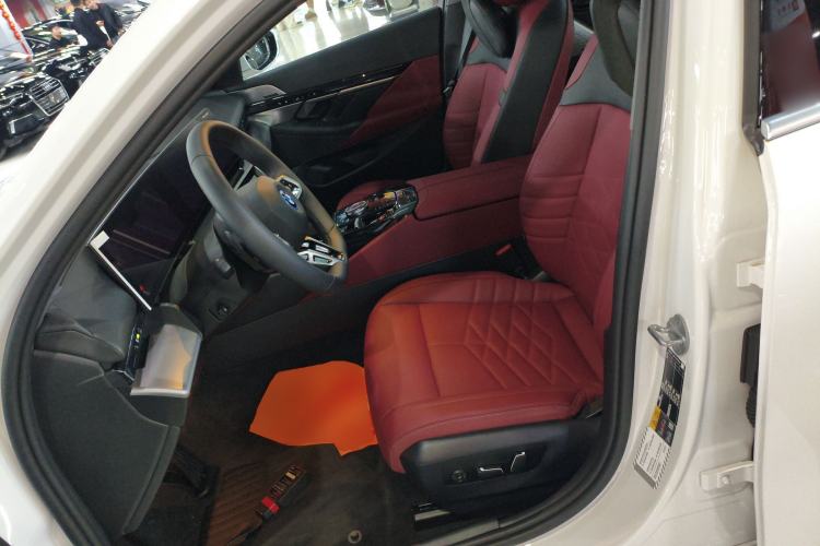 Used BMW i5 2025 eDrive 40L M Sport Package
