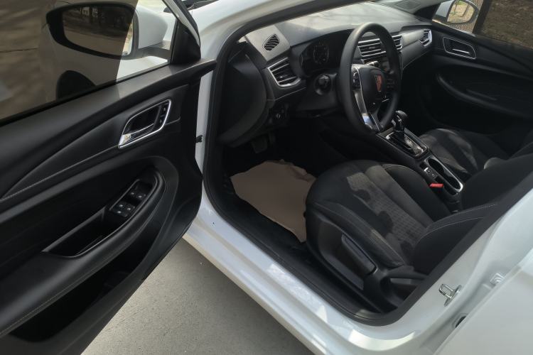 Used Roewe i5 2020 1.5L Automatic 4G Connected Linghao Edition