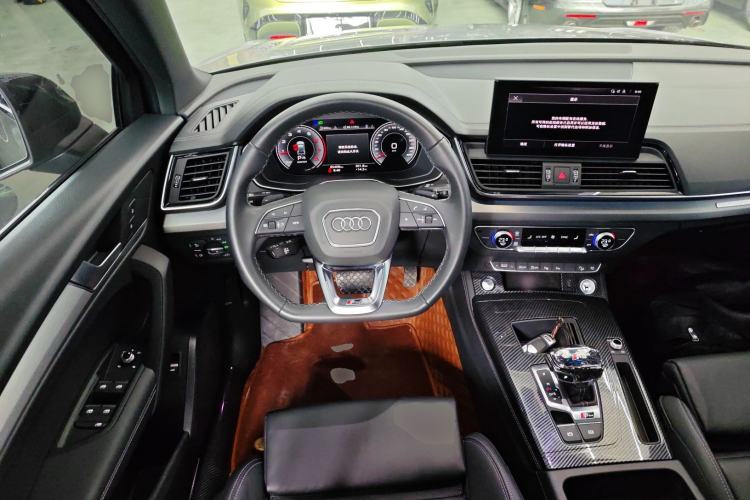 Used Audi Q5L Sportback 2022 Updated 40 TFSI Fashion Version
