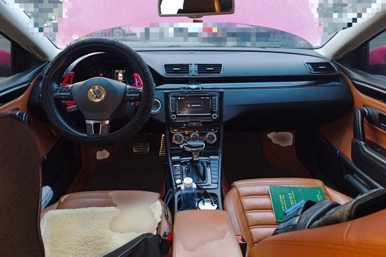 Used Volkswagen FAW-Volkswagen CC 2011 2.0 TSI Ultimate Edition Center Console