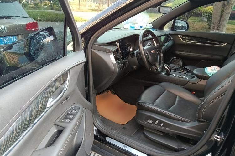 Used Cadillac XT6 2021 28T Six-Seater Four-Wheel-Drive Fashion Edition