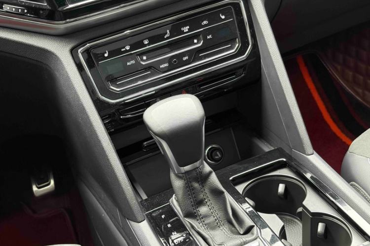 Used Volkswagen Teramont X 2020 380TSI Four-Wheel Drive Prestige Luxury Edition Gear Lever