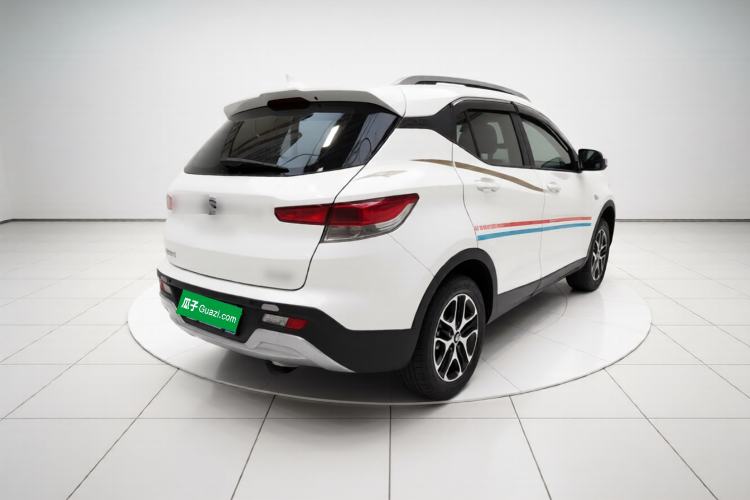 Used Soueast DX3 2016 1.5L Manual Luxury Model Exterior 5