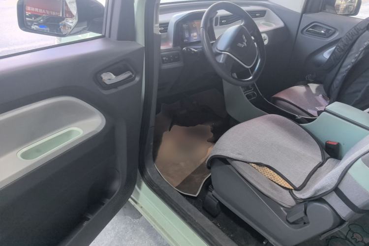 Used Wuling Hongguang MINIEV 2021 Macaron Premium Model – Lithium Iron Phosphate