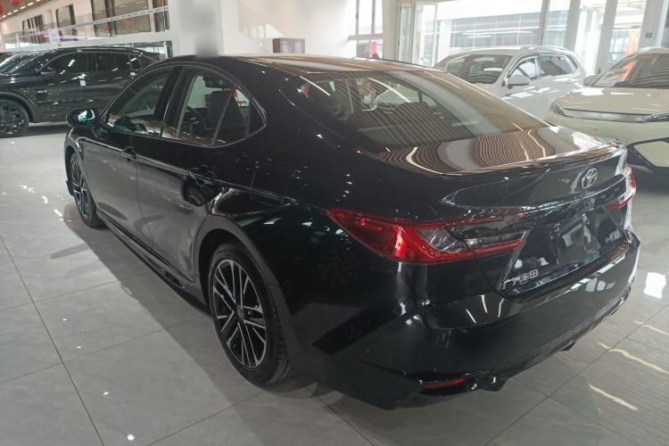 Used Toyota Camry 2026 Model Dual-Engine 2.0HSE Sport Lite Edition
