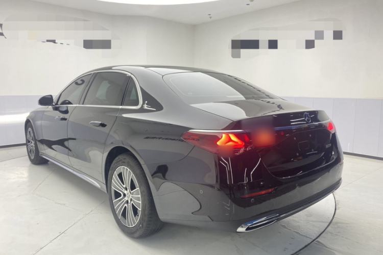 Used Mercedes-Benz E-Class 2025 E 260 L