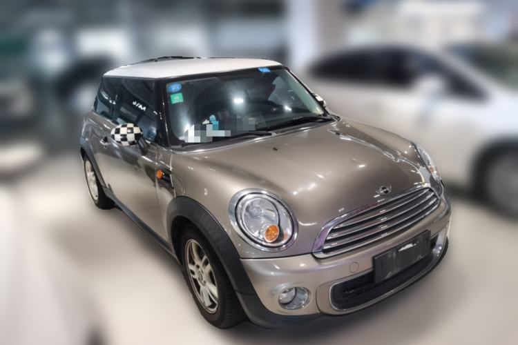 Used MINI 2011 1.6L ONE Front Right 45 Deg