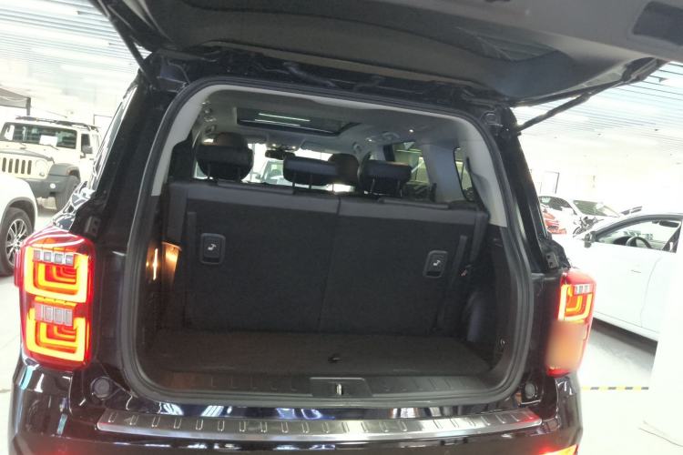 Used GAC Trumpchi GS8 2017 320T Two-Wheel Drive Luxury Smart Connectivity Version (7 Seats)
