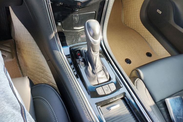 Used Cadillac ATS-L 2017 28T Tech Edition Gear Lever