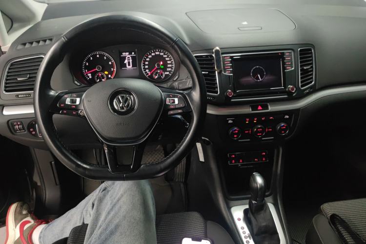 Used Volkswagen Sharan 2016 380TSI Comfort Edition 7-Seater