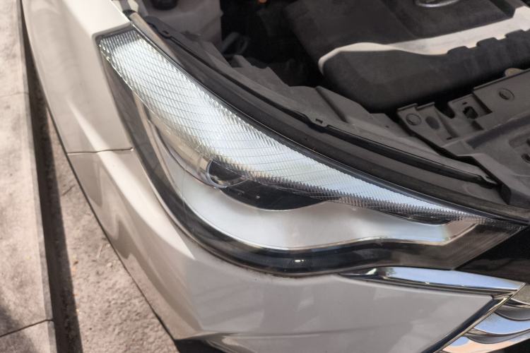 Used JAC Group Refine S3 2018 Custom Edition 1.6L CVT Luxury Smart Model Right Front Headlight