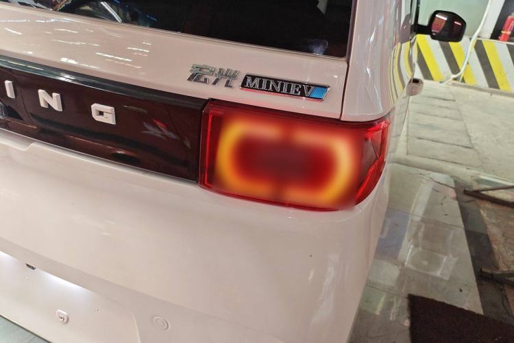 Used Wuling Hongguang MINIEV 2021 Macaron Premium Model – Lithium Iron Phosphate
