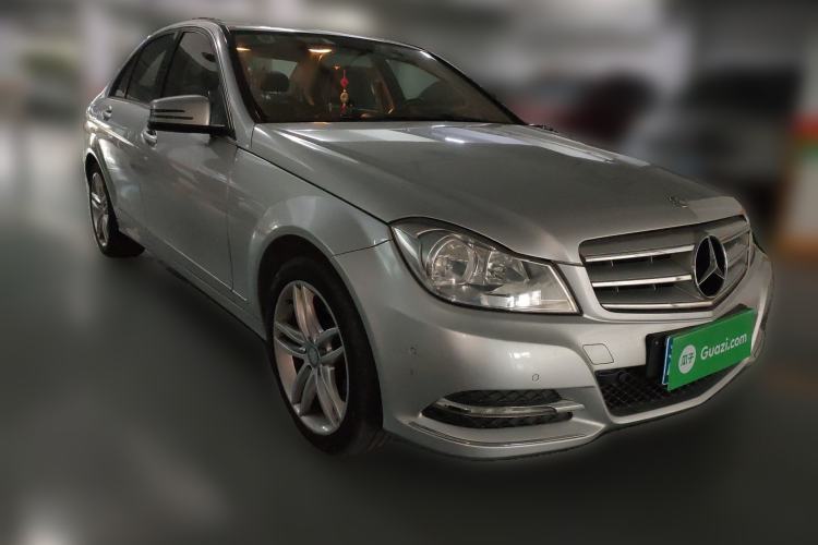 Used Mercedes-Benz C-Class 2013 C 260 Elegant Grand Edition Front Right 45 Deg
