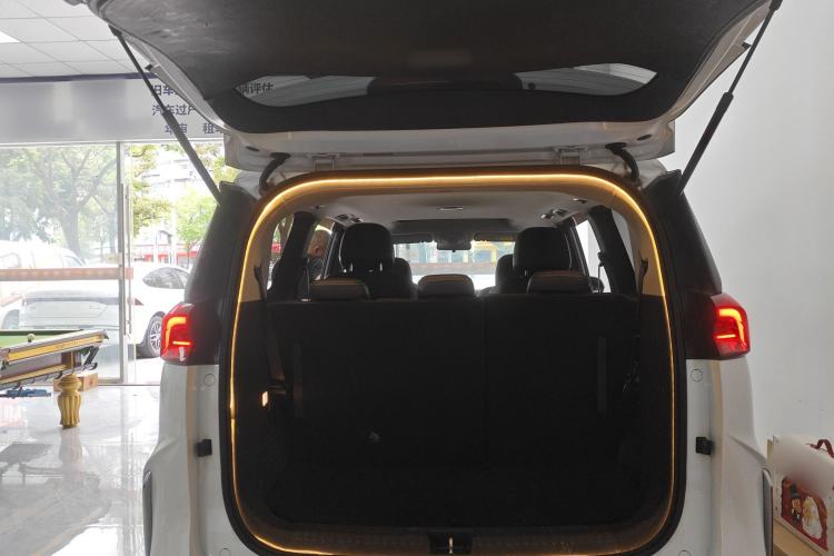 Used SAIC MAXUS G50 2023 PLUS 1.5T Happiness-Recommended Automatic Start Edition Trunk