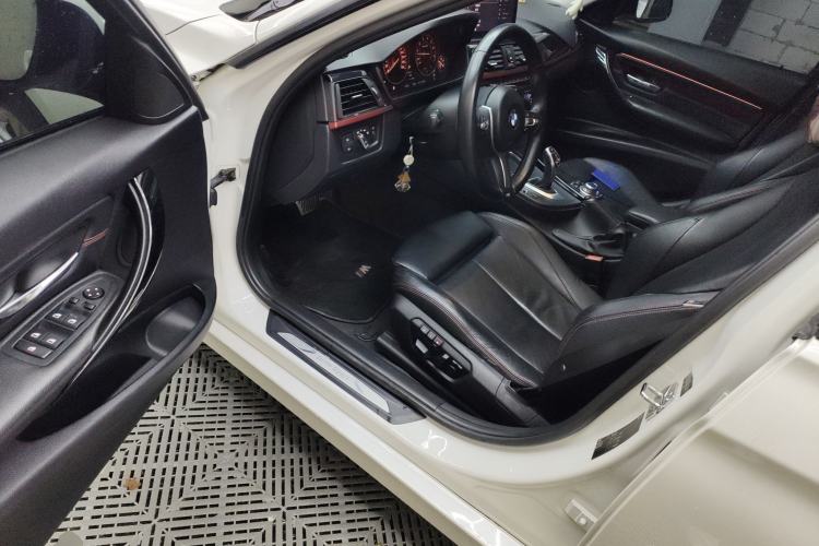 Used BMW 3 Series 2013 328i Sport Design Package
