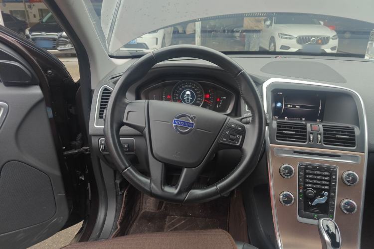 Used Volvo XC60 2017 T5 Smart Upgrade Edition
