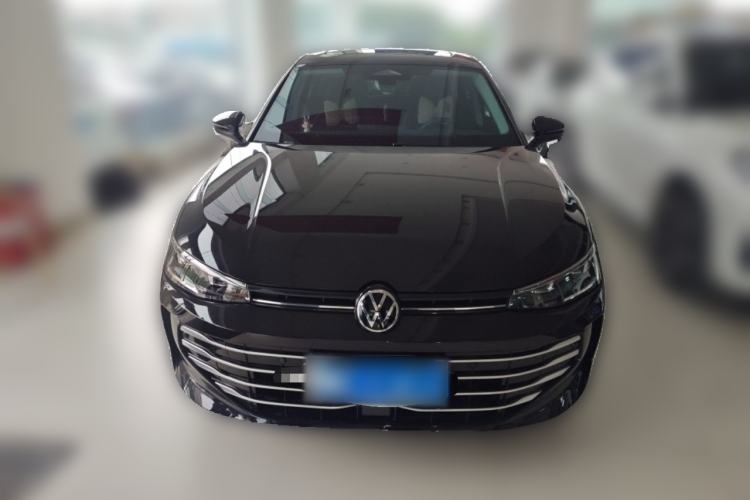 Used Volkswagen Passat 2025 Pro 380TSI Dragon Glory Edition Front
