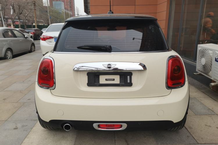 Used MINI 2014 1.2T ONE+ Rear