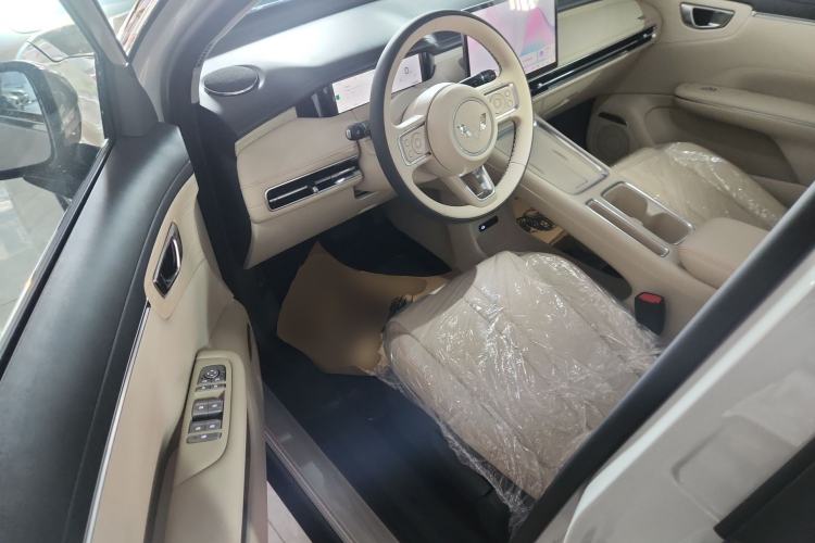 Used Wuling Bingo S 2025 Model 325km Deluxe Edition