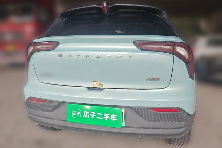 Used Geometry E Firefly 2022 401 km Linglong Tiger 4 Seats Rear