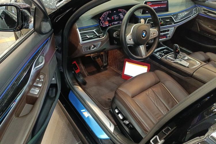 Used BMW 7 Series 2019 Restyled 730Li M Sport Package Driver Seat