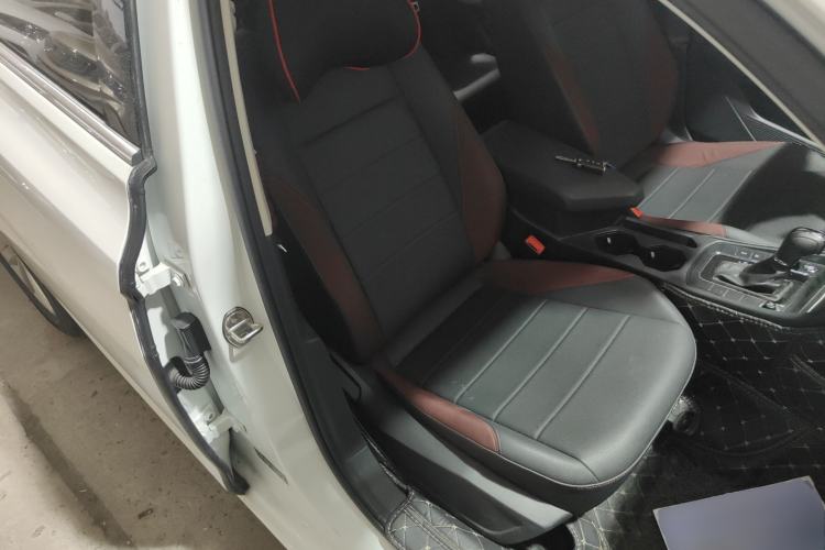 Used Volkswagen Bora 2020 1.5L Automatic Elite Version Right Front Seat