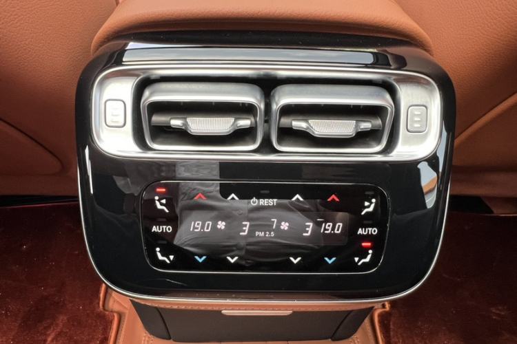 Used Mercedes-Benz S-Class 2024 Restyled S 400 L Business Version
