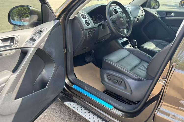 Used Volkswagen Tiguan L 2017 300TSI Automatic Two-Wheel Drive Silk Road Comfort Edition