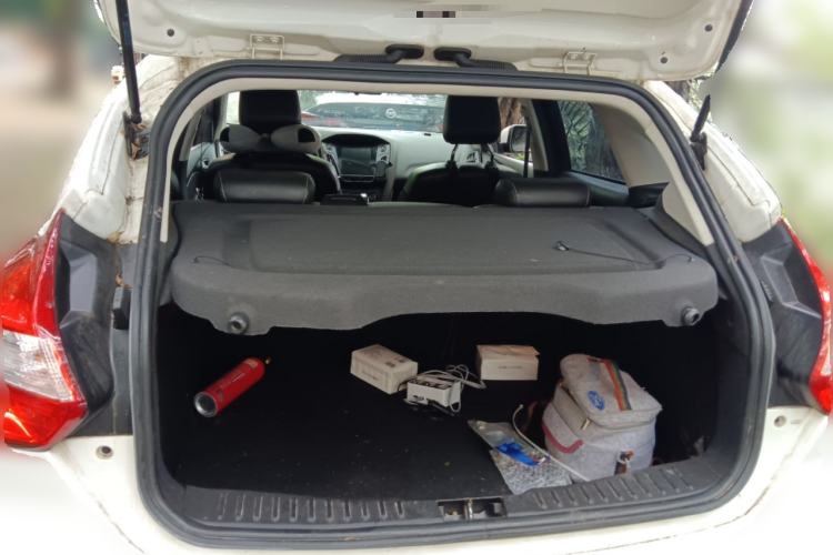 Used Ford Focus 2012 Hatchback 1.6L Automatic Fashion Edition Trunk