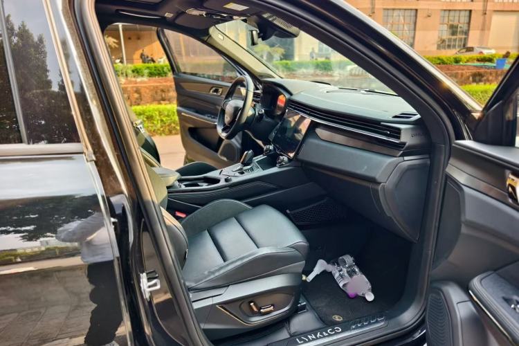 Used Lynk & Co 01 2023 2.0TD Four-Wheel Drive Dark Night Edition
