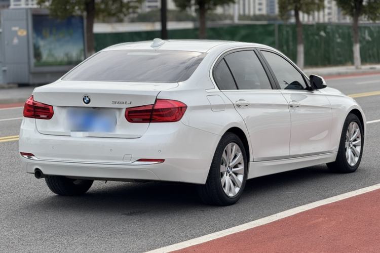 Used BMW 3 Series 2017 318Li Fashion Model