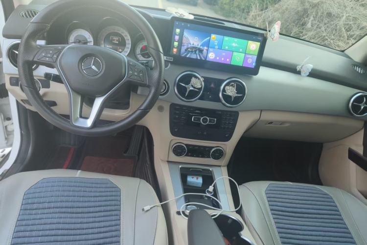 Used Mercedes-Benz GLK-Class 2013 Facelift GLK 300 4MATIC Fashion Edition