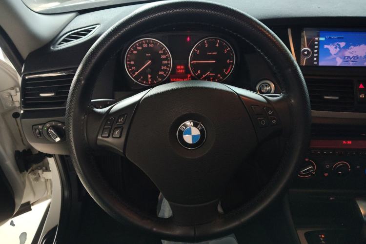 Used BMW X1 2013 sDrive18i Fashion Model