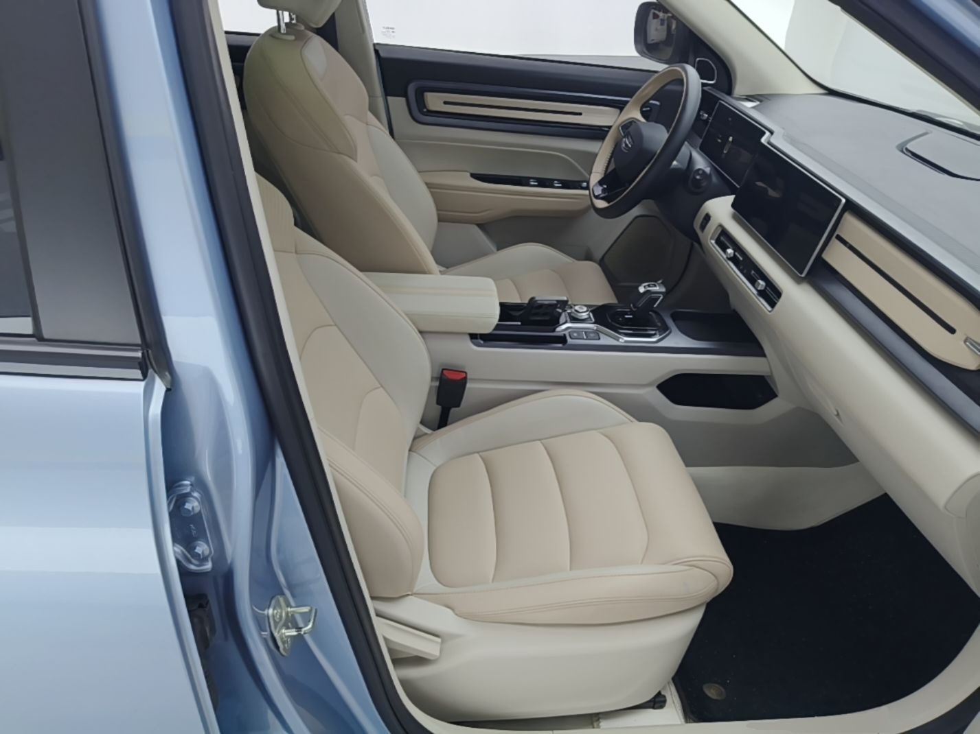Geely Auto icon 2023 1.5TD Chocolate Smoothie Edition — снимка 19