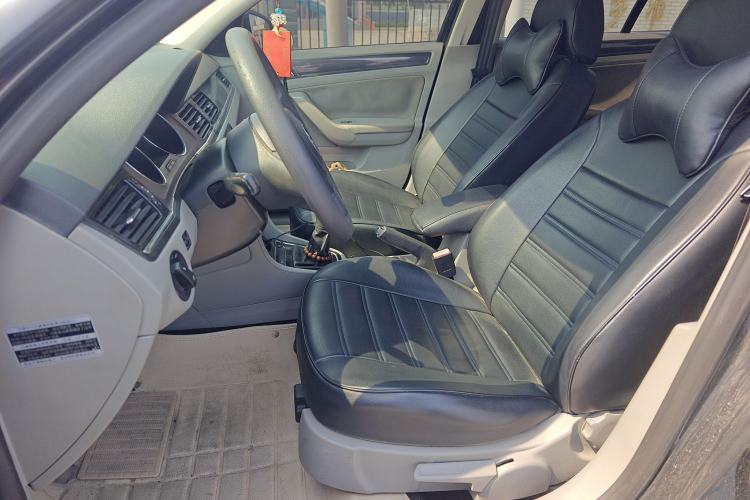 Used Volkswagen Bora 2013 1.6L Manual Fashion Edition Left Front Seat