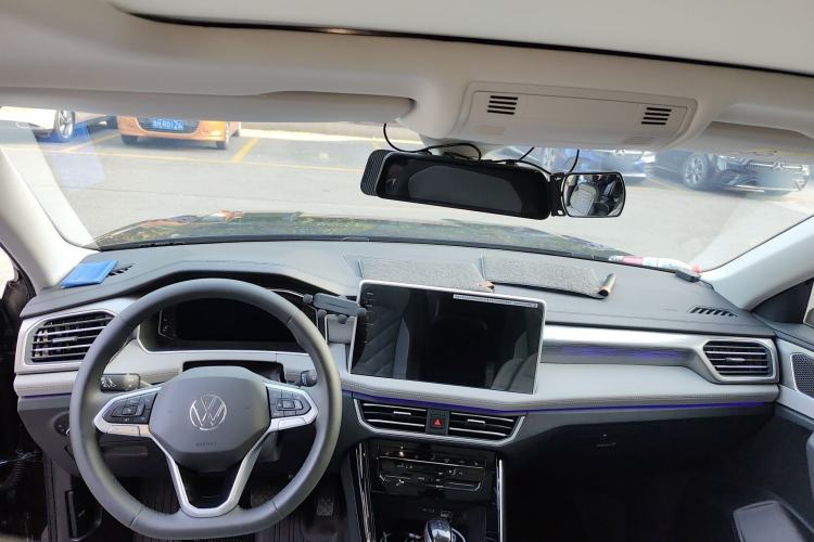 Used Volkswagen Tayron 2024 330TSI Two-Wheel Drive R-Line High-Energy Version
