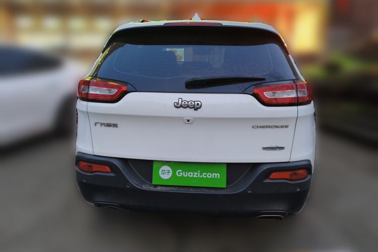 Used Jeep Cherokee 2016 2.4L Leading Smart Version