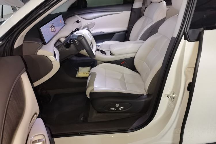 Used IM LS6 2025 Lingxi Intelligent Driving Edition
