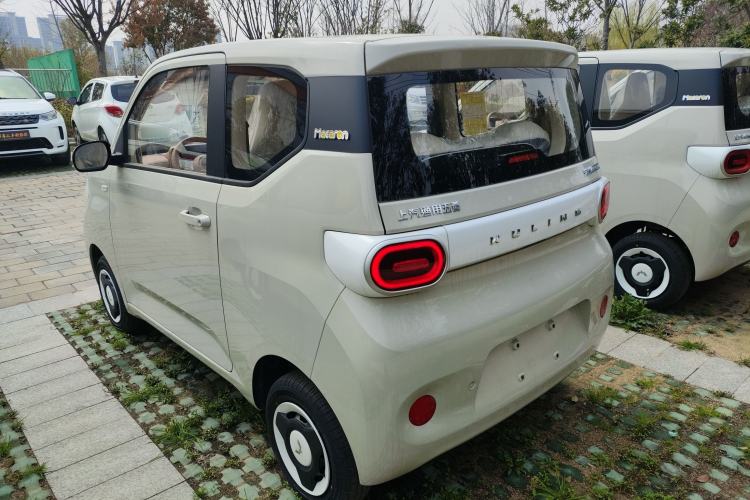 Used Wuling Hongguang MINIEV 2024 3rd Generation 215km Youth Edition Exterior 2