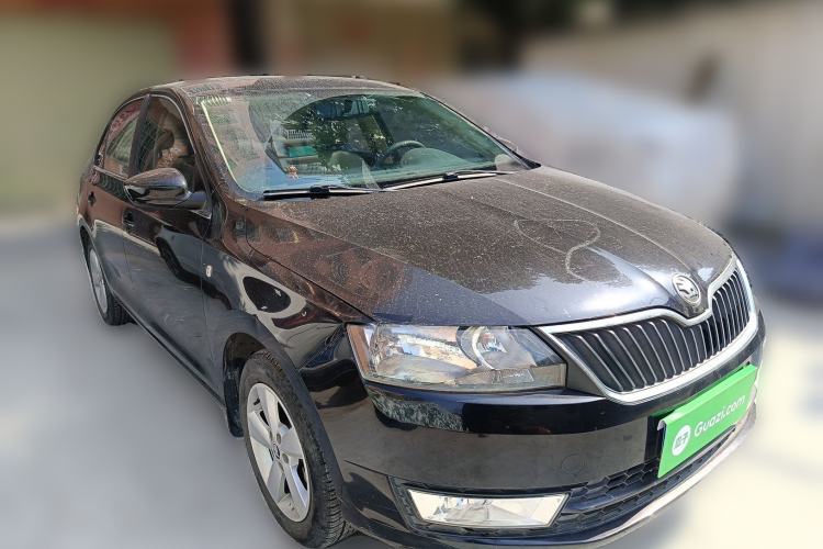 Used Skoda Rapid 2013 1.6L Manual Smart Selection Model
