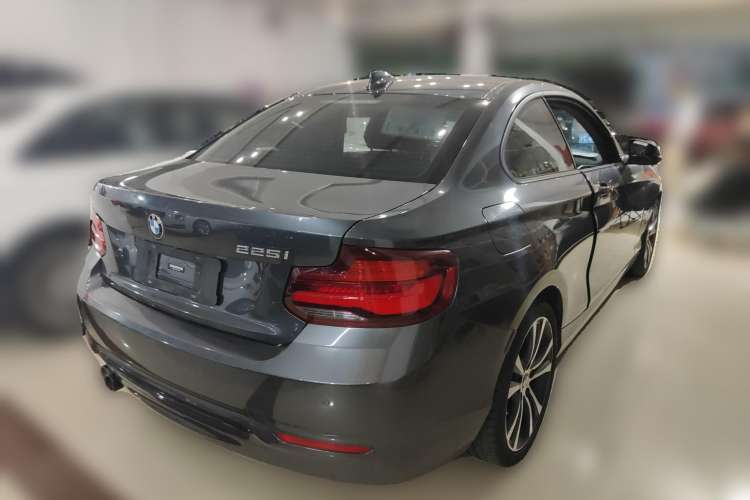 Used BMW 2 Series 2019 225i Sport Design Package Rear Right 45 Deg