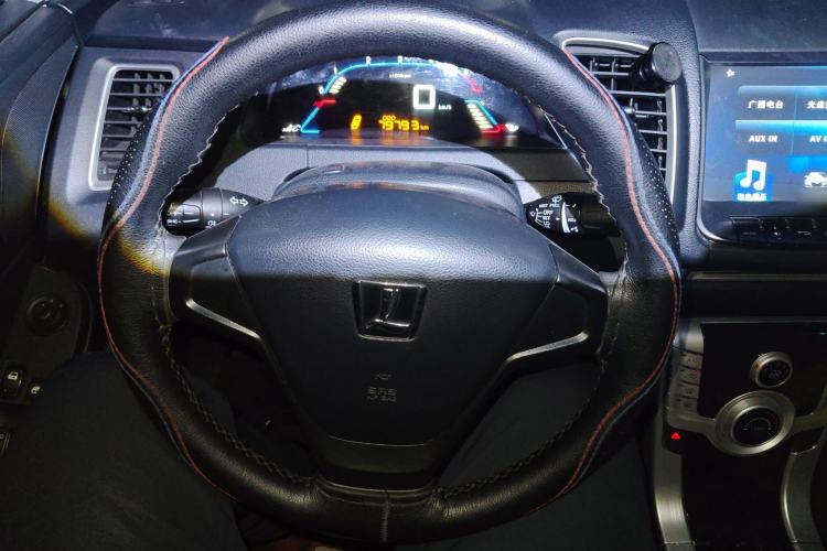 Used Luxgen 5 2013 1.8T Manual Deluxe Model