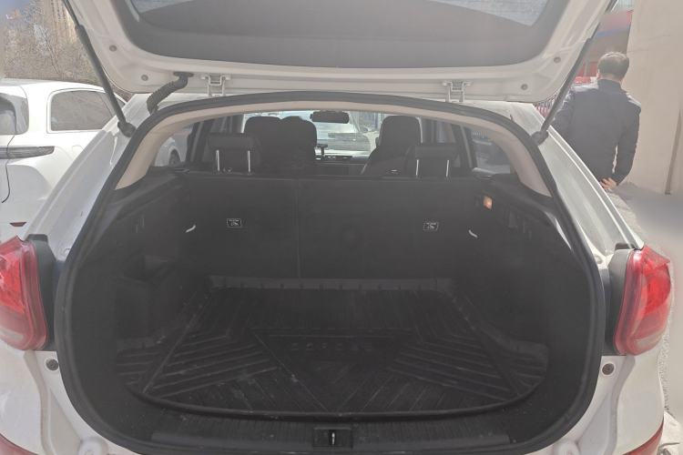 Used Qoros 5 2018 Revised Version 1.6T Automatic Leading Edition Trunk