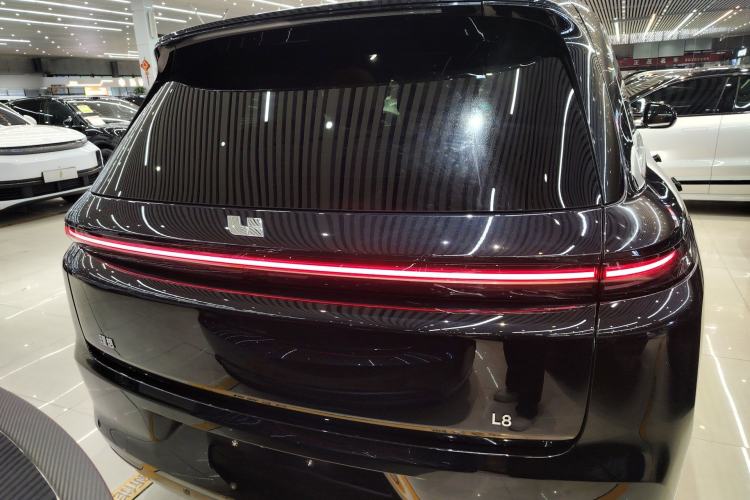 Used Li Auto L8 2023 Pro Model
