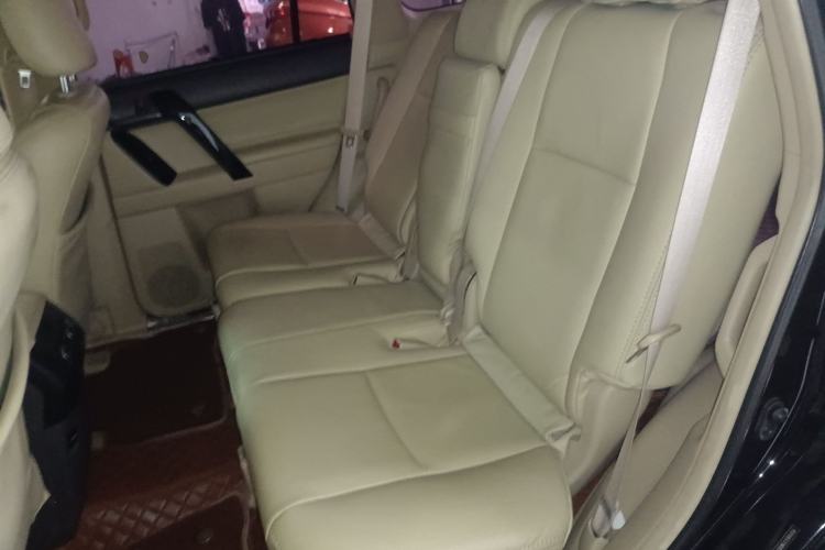 Used Toyota Prado 2015 4.0L Automatic U.S.-Spec Version
